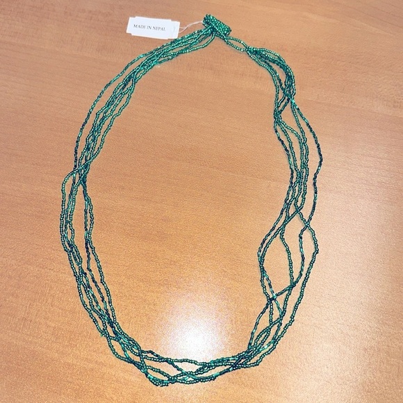 Green 5 Strand 24” Potay necklace - Picture 7 of 9